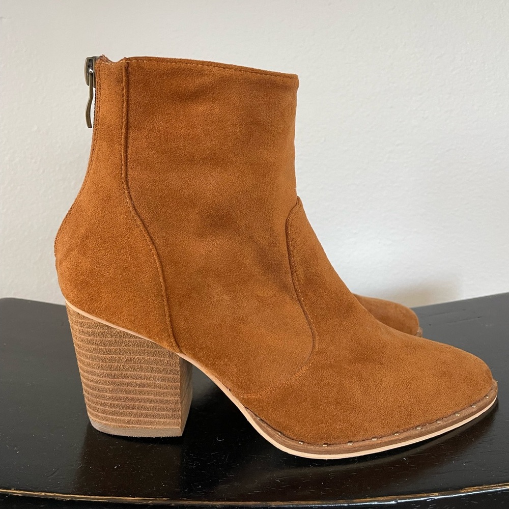 Faux Suede Camel-Brown Ankle Booties (NEW)